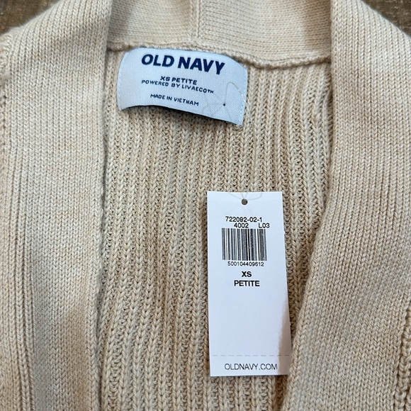 Old Navy XS Cardigan with pockets brand new - Picture 3 of 3